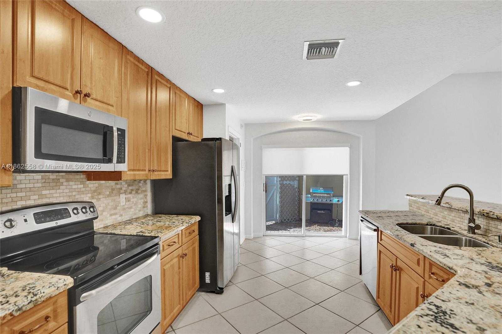 Small Image of 6450 BRAVA WAY, Boca Raton Number 12