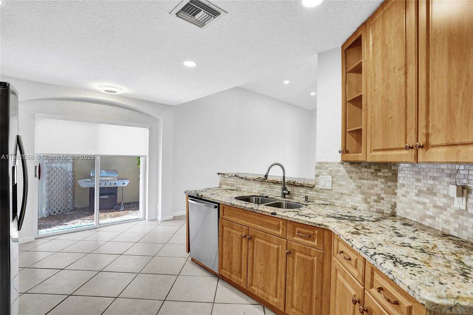 Small Image of 6450 BRAVA WAY, Boca Raton Number 13
