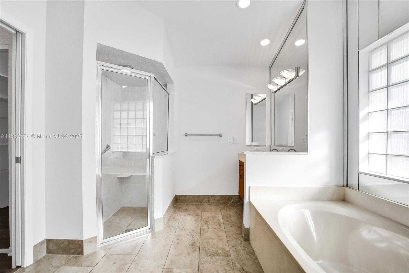 Small Image of 6450 BRAVA WAY, Boca Raton Number 34