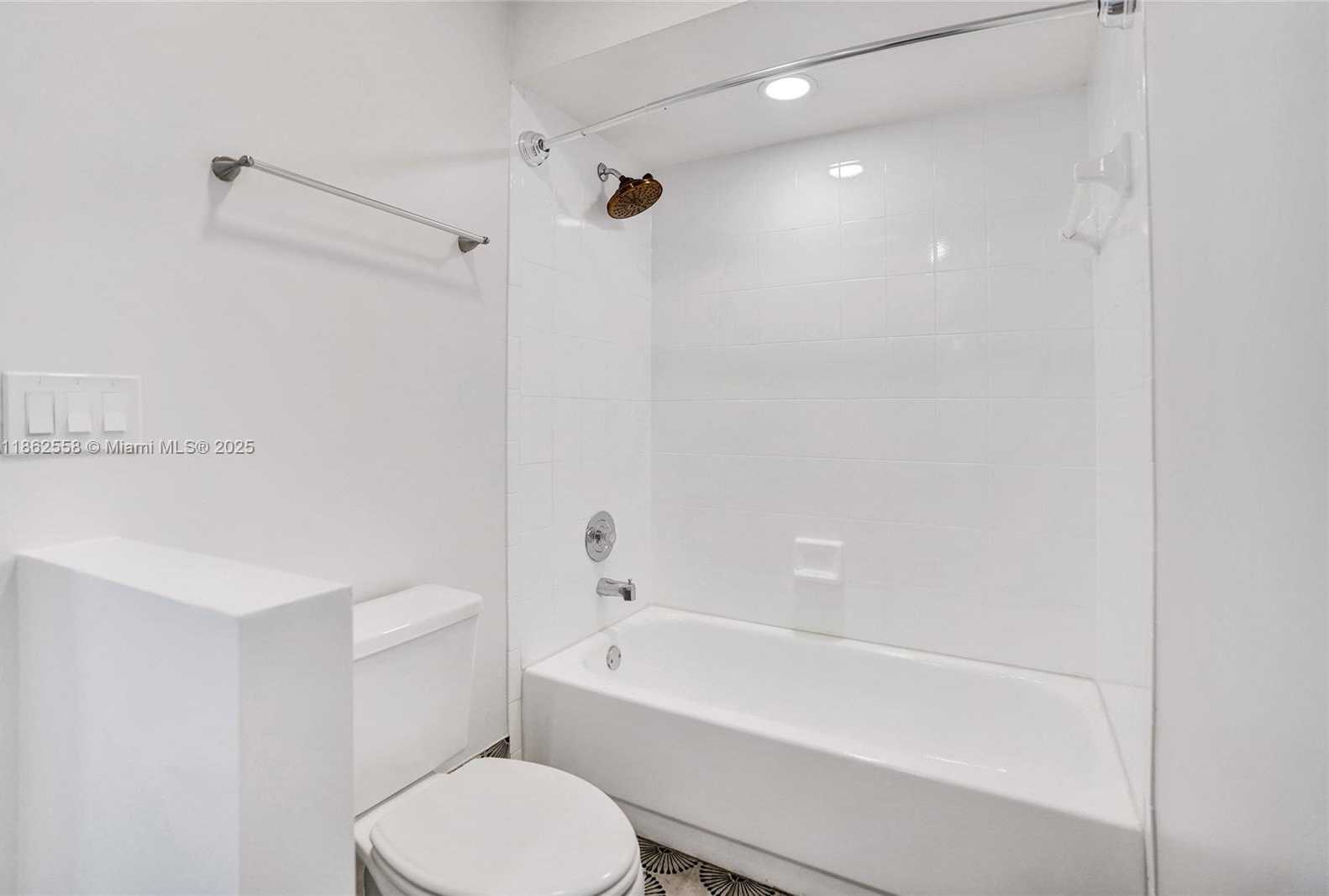 Small Image of 6450 BRAVA WAY, Boca Raton Number 56