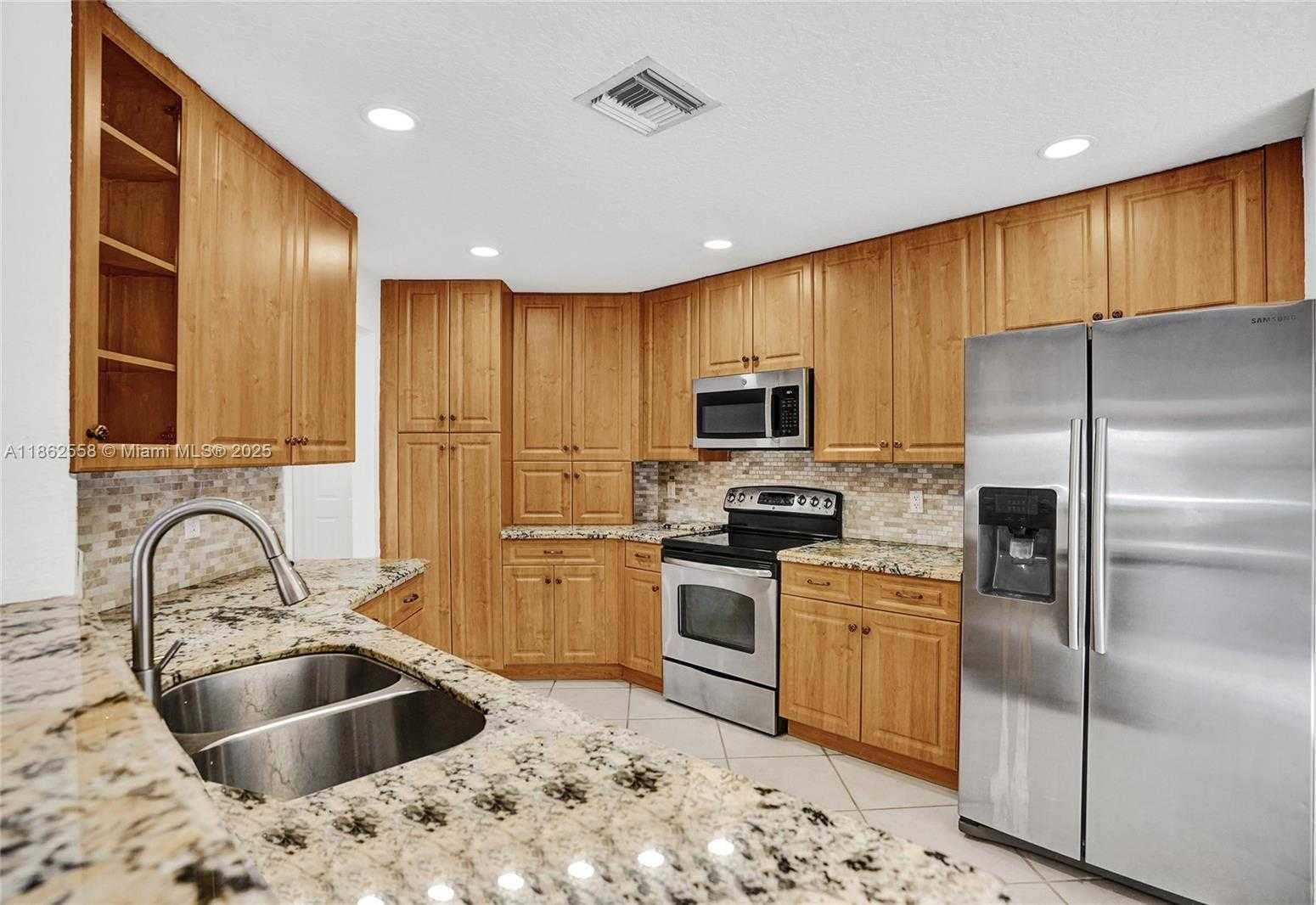 Small Image of 6450 BRAVA WAY, Boca Raton Number 9