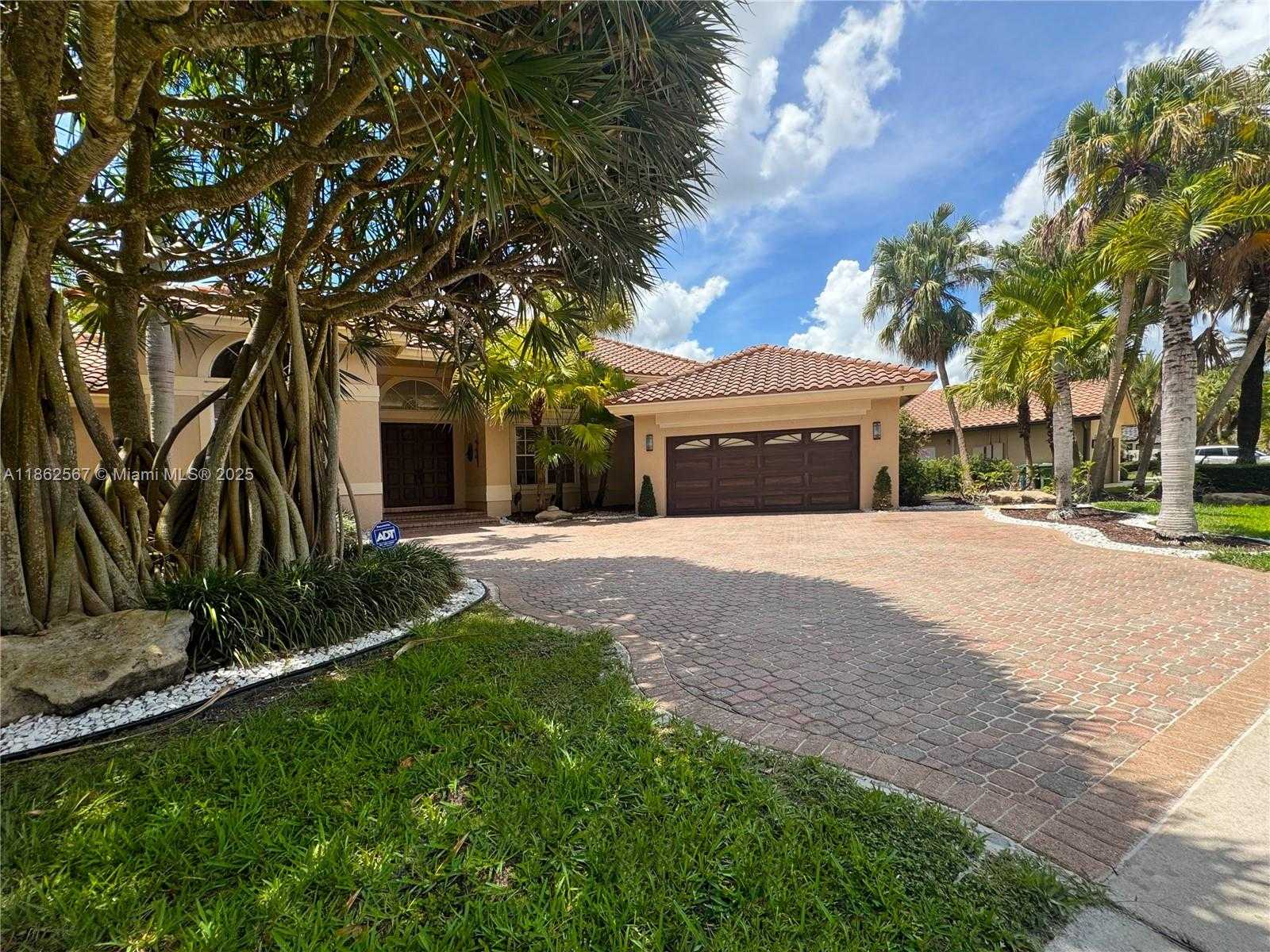 Small Image of 375 SABAL WAY, Weston Number 14