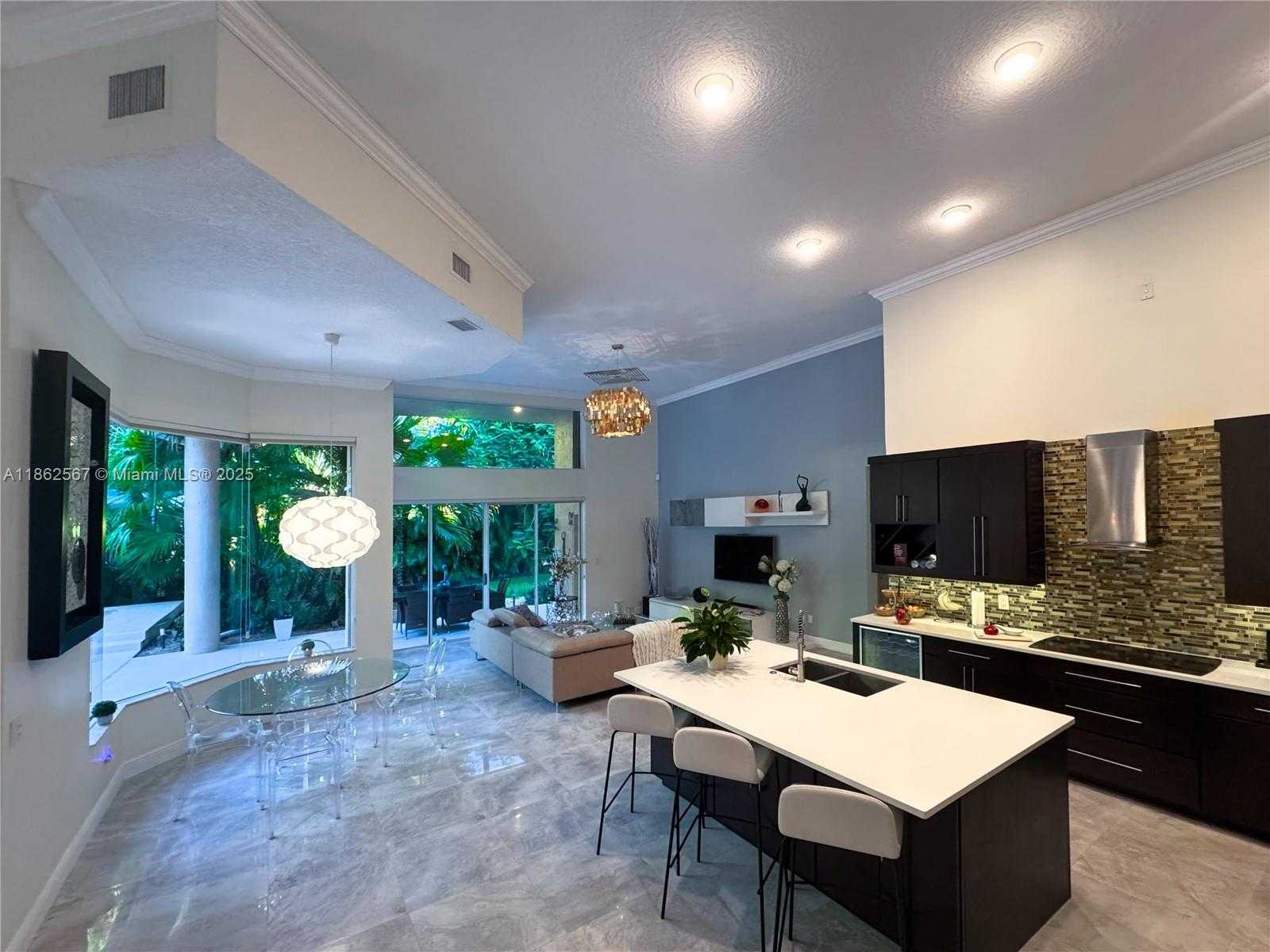Small Image of 375 SABAL WAY, Weston Number 25