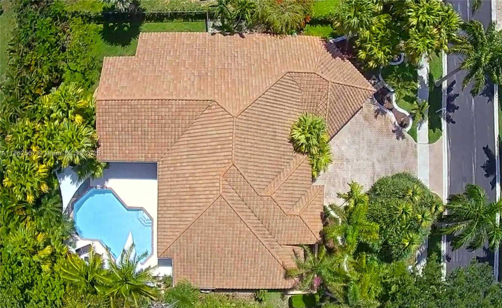 Small Image of 375 SABAL WAY, Weston Number 3