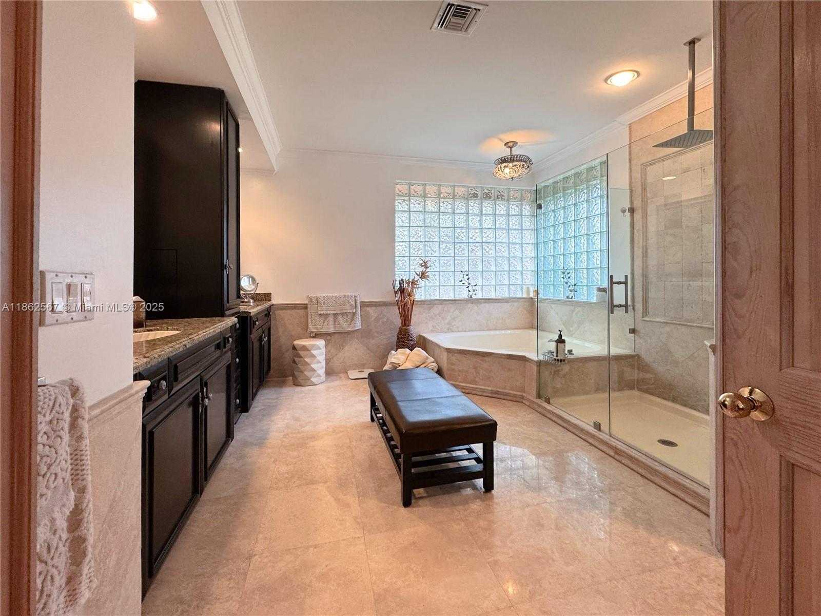 Small Image of 375 SABAL WAY, Weston Number 43