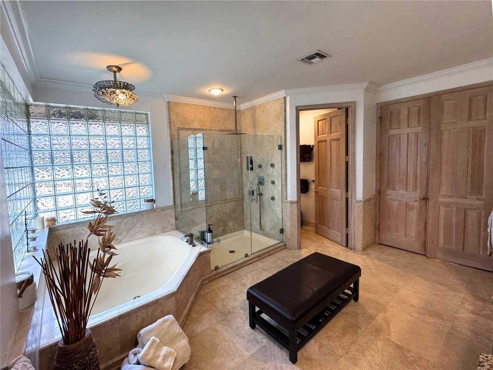 Small Image of 375 SABAL WAY, Weston Number 45