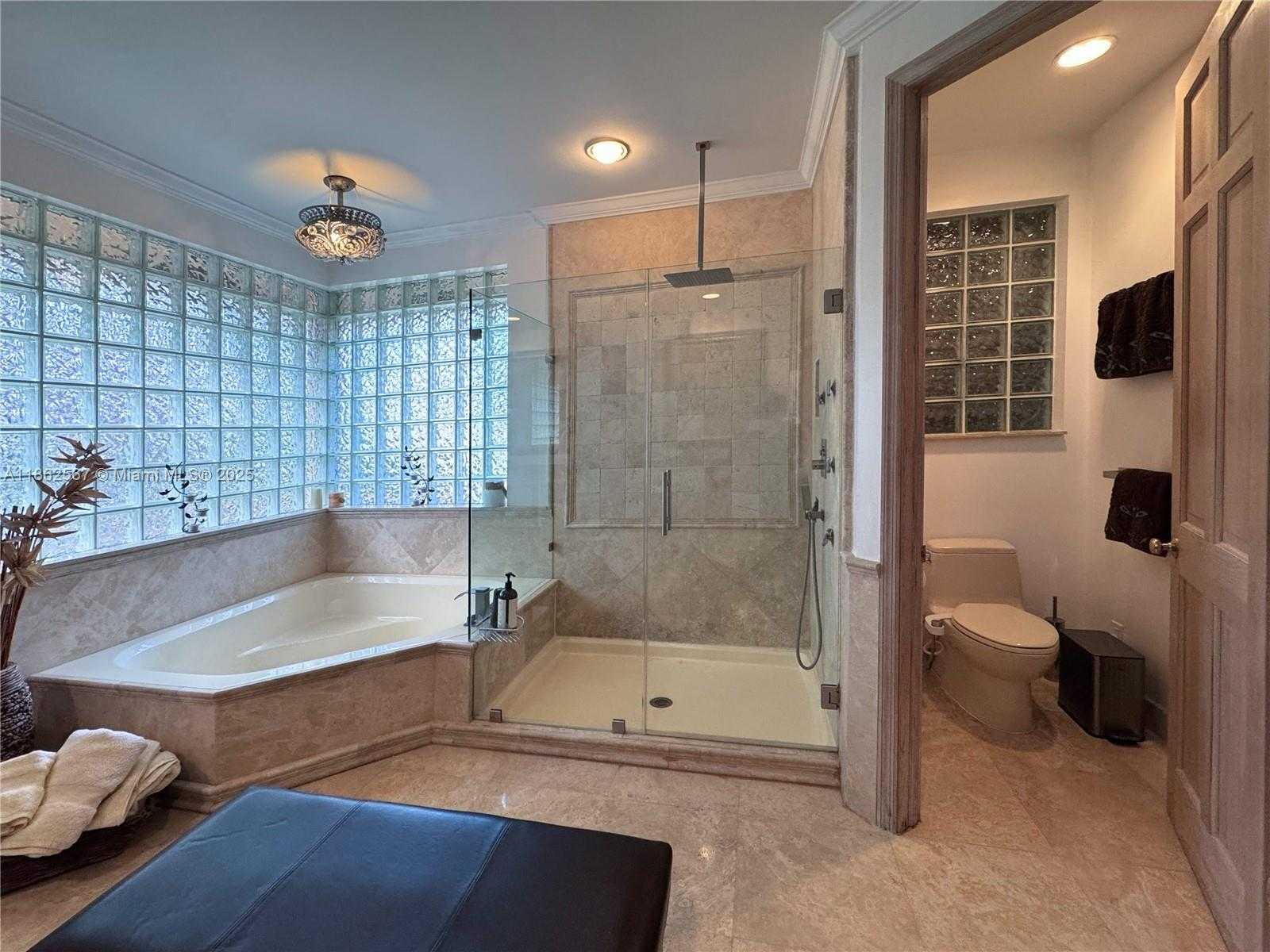 Small Image of 375 SABAL WAY, Weston Number 46