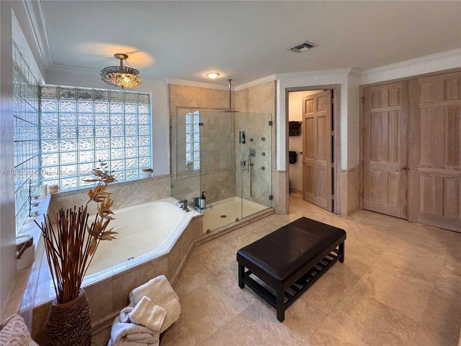 Small Image of 375 SABAL WAY, Weston Number 47