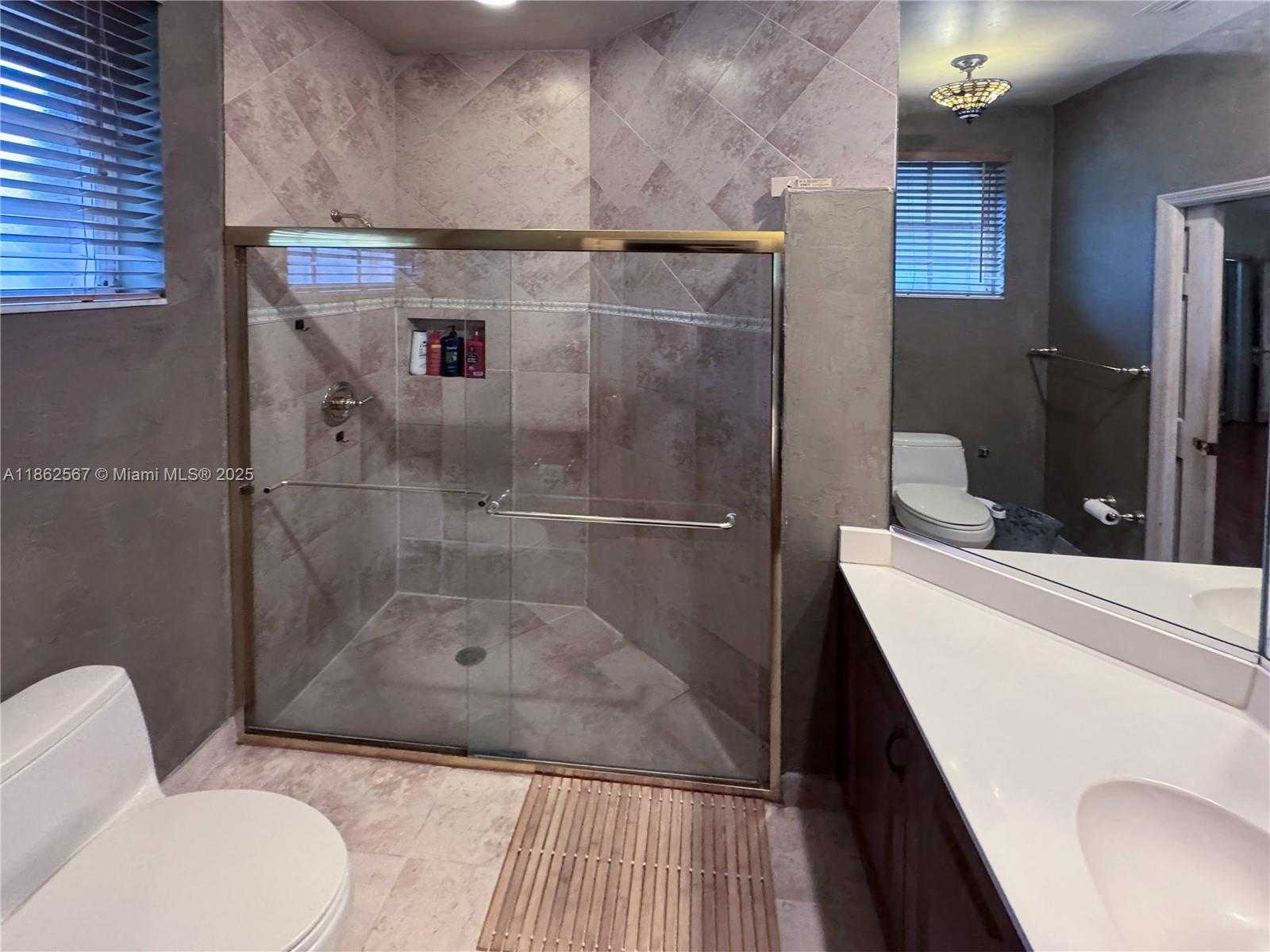 Small Image of 375 SABAL WAY, Weston Number 54