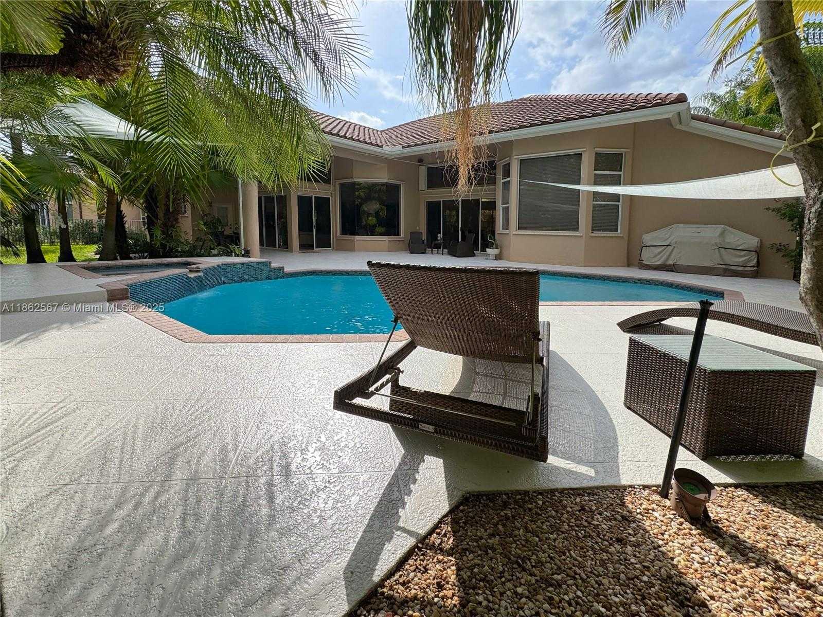 Small Image of 375 SABAL WAY, Weston Number 69