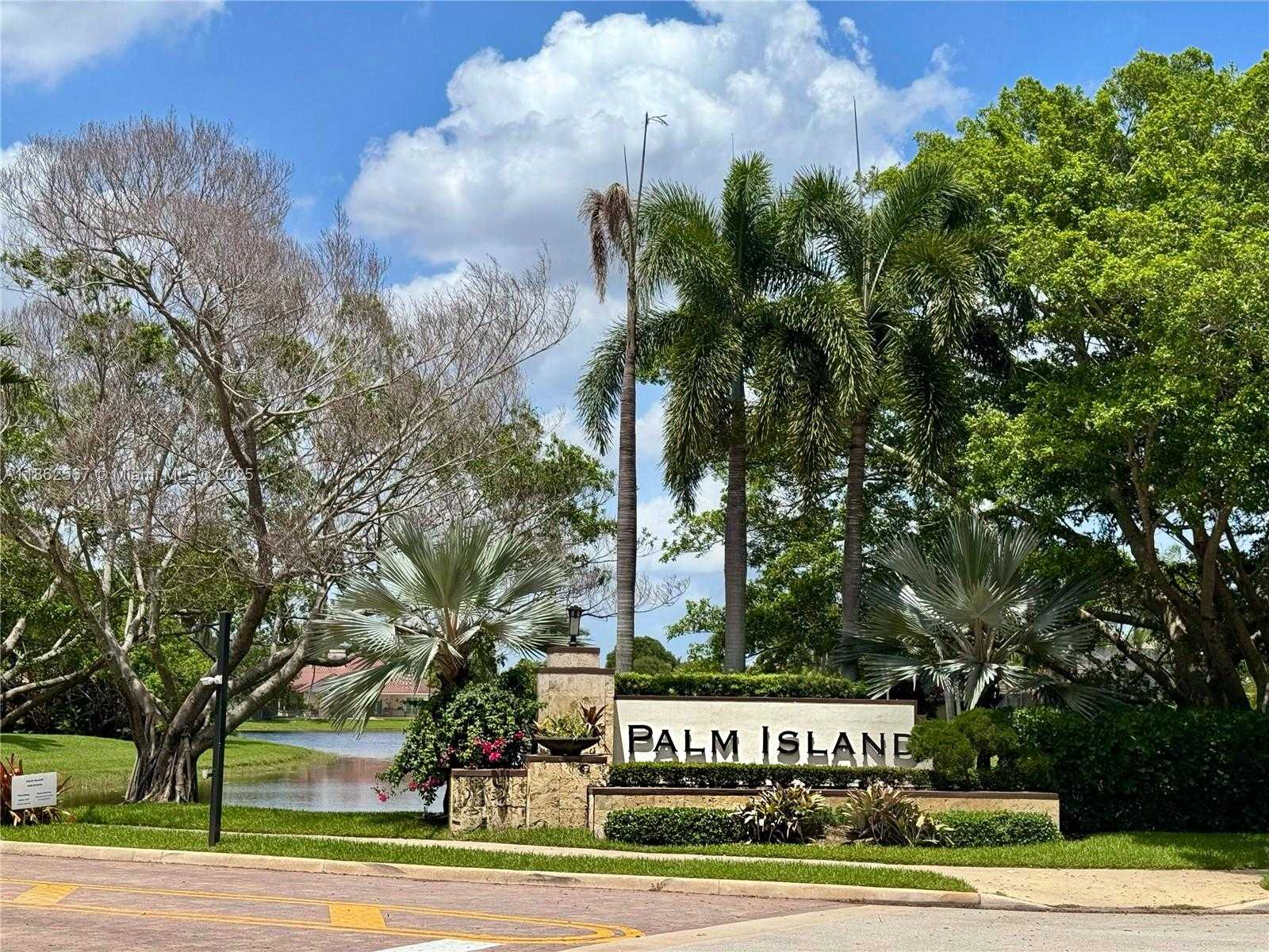 Small Image of 375 SABAL WAY, Weston Number 78