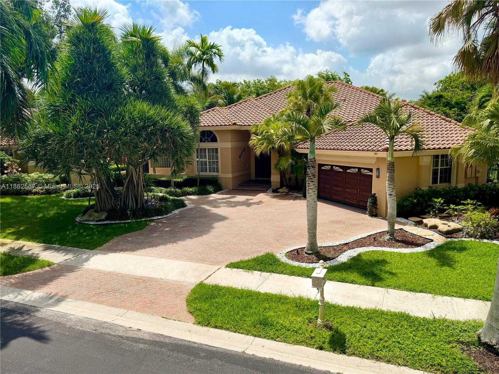 Small Image of 375 SABAL WAY, Weston Number 9