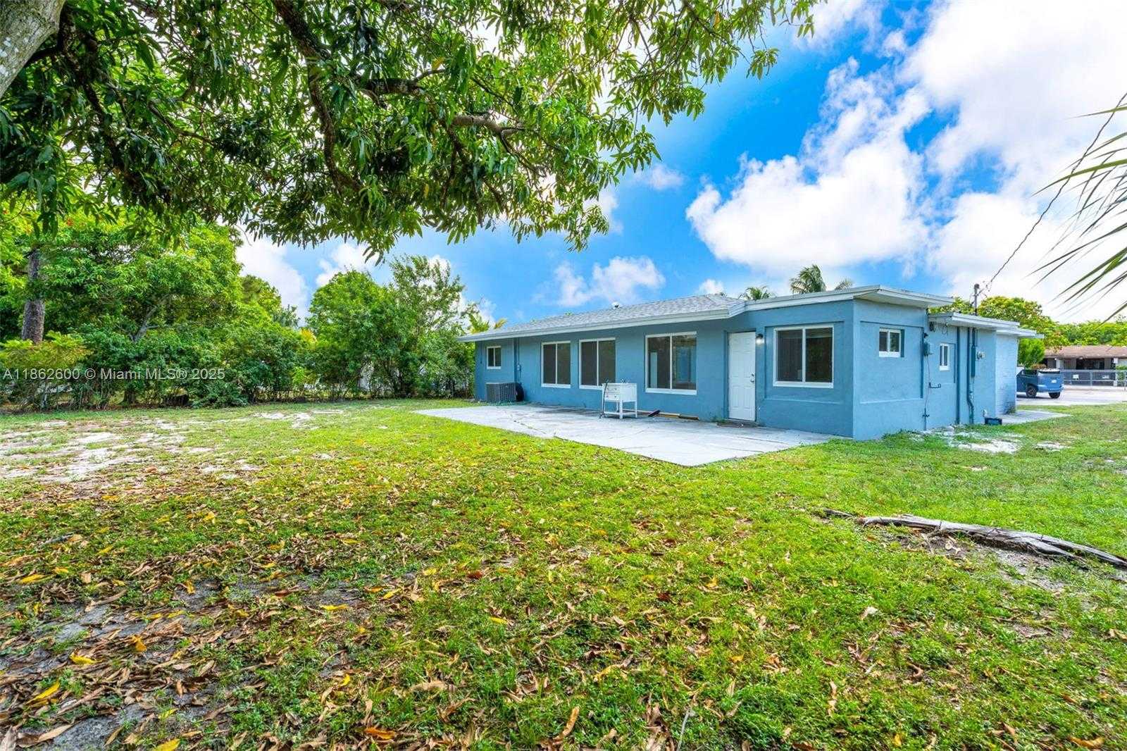 Small Image of 640 EAST MELROSE CIR, Fort Lauderdale Number 24