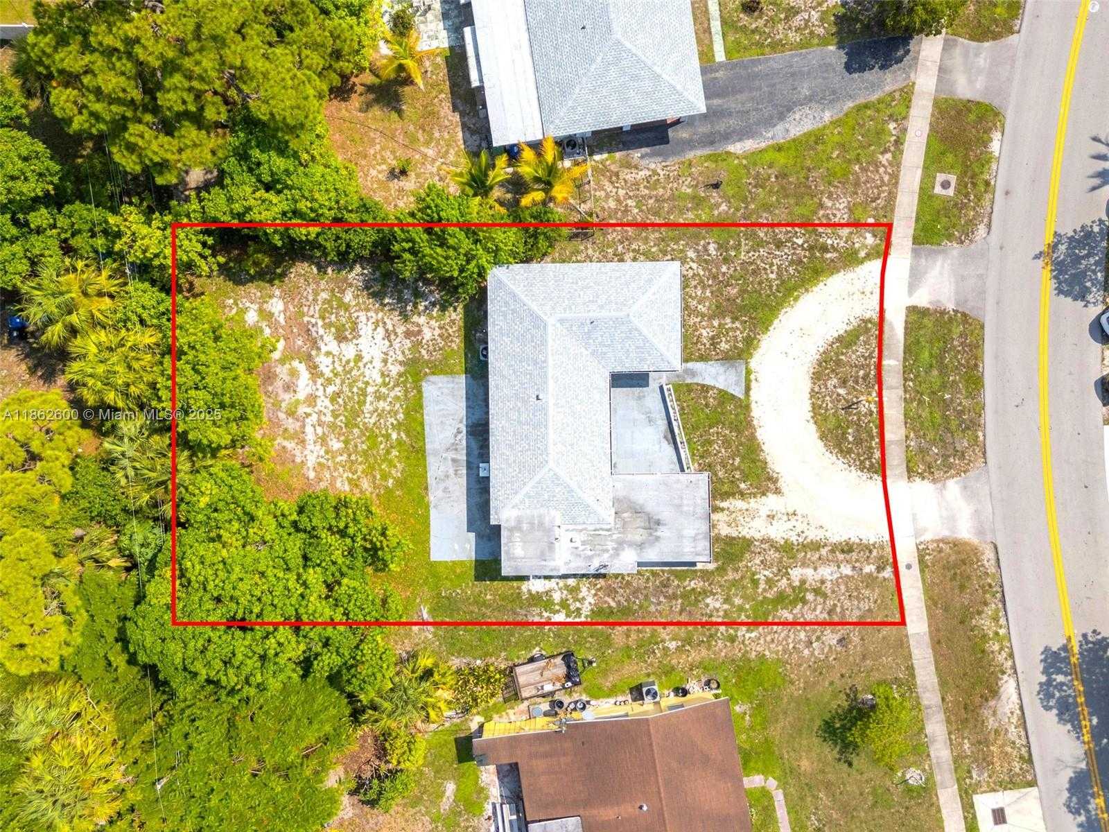 Small Image of 640 EAST MELROSE CIR, Fort Lauderdale Number 36