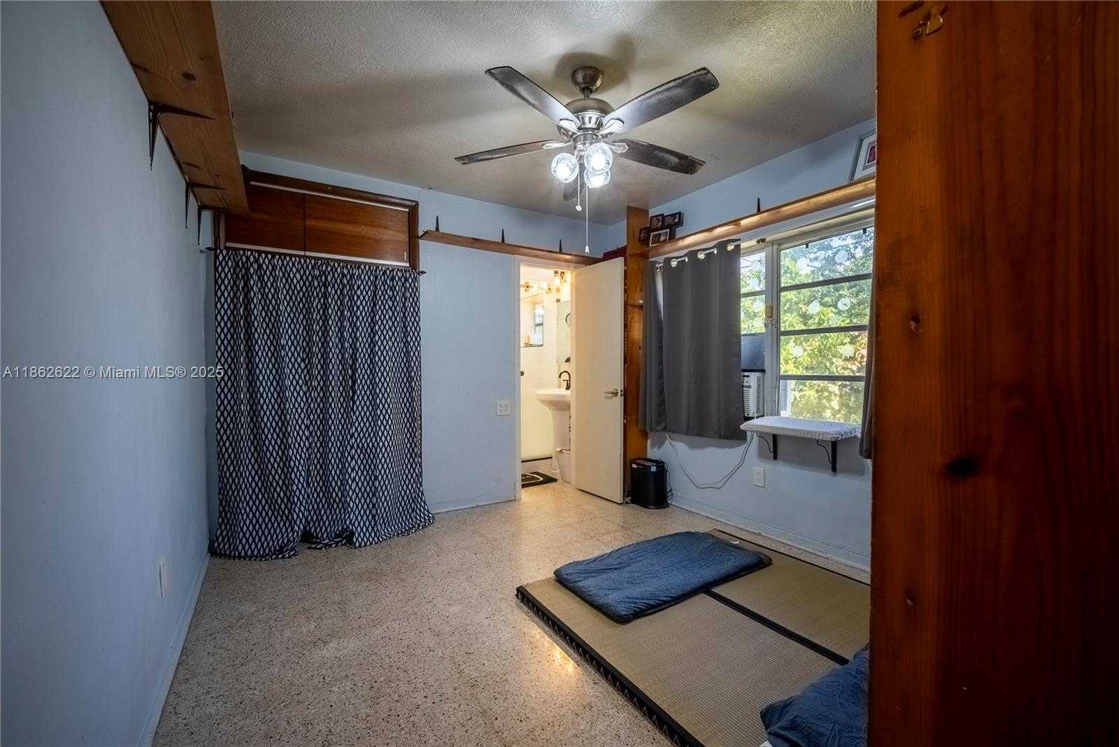 Small Image of 9241 MARINE DR, Cutler Bay Number 18