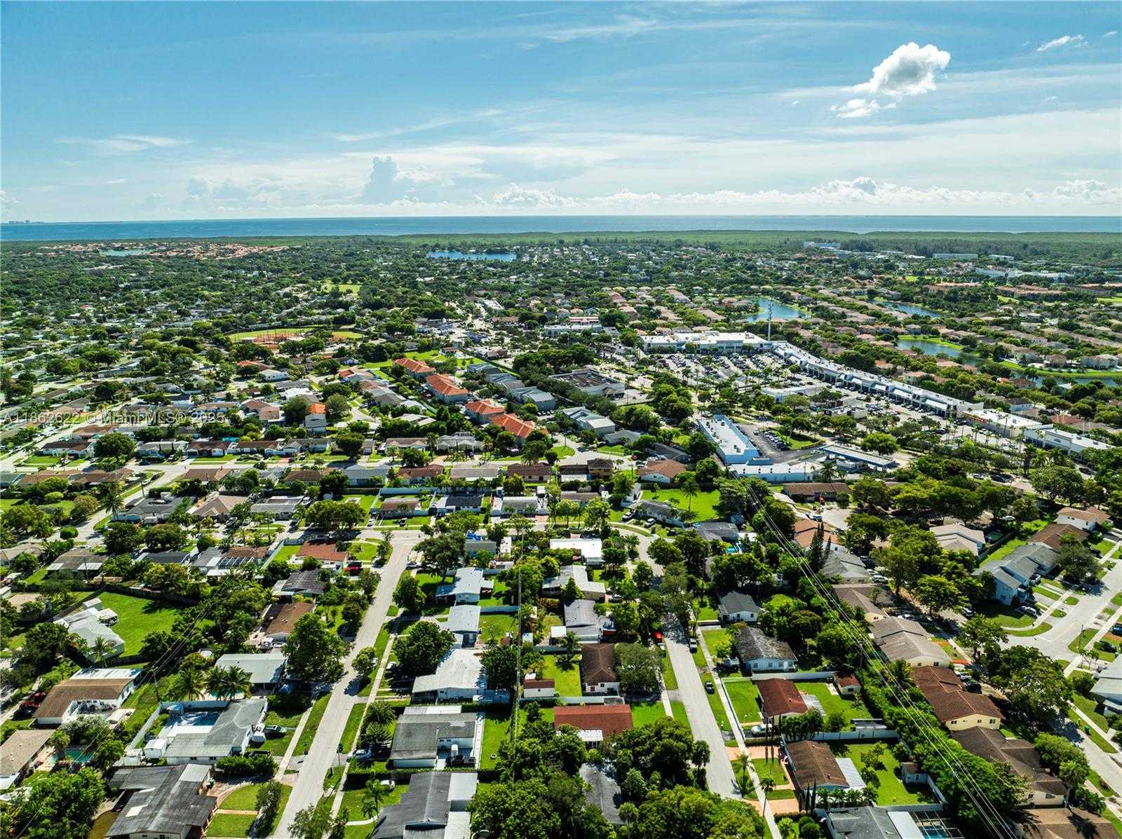 Small Image of 9241 MARINE DR, Cutler Bay Number 36