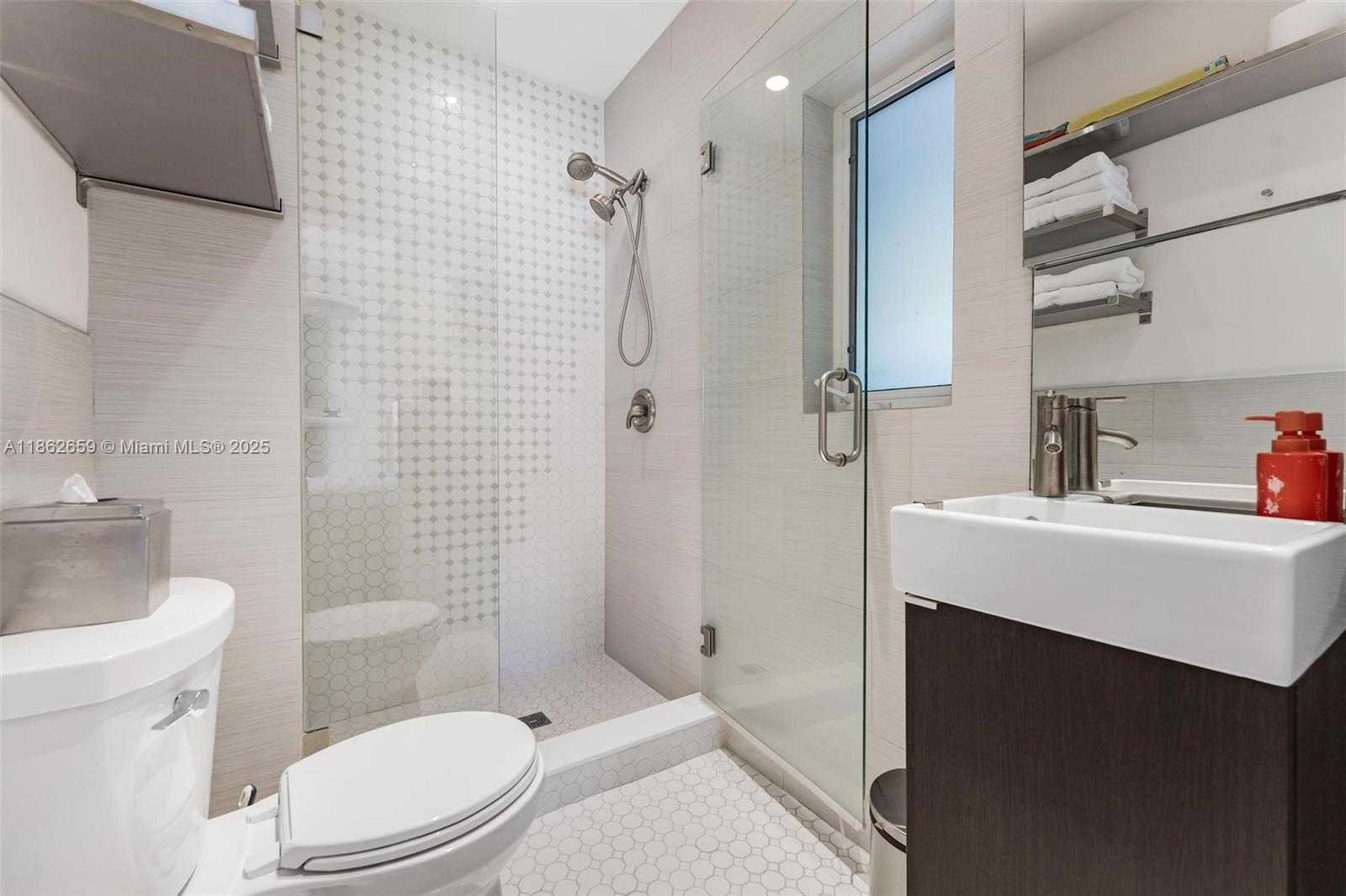 Small Image of 1800 JEFFERSON AVE, Miami Beach Number 32