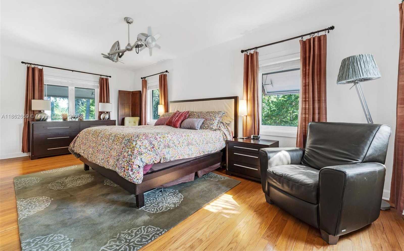 Small Image of 1800 JEFFERSON AVE, Miami Beach Number 35