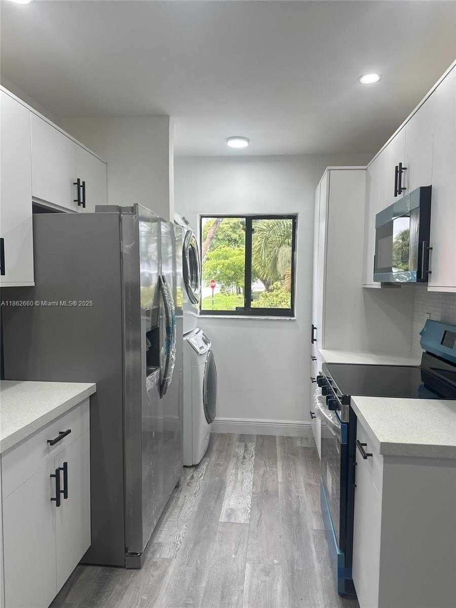 Small Image of 25031 SOUTH WEST 126TH CT, Homestead Number 2