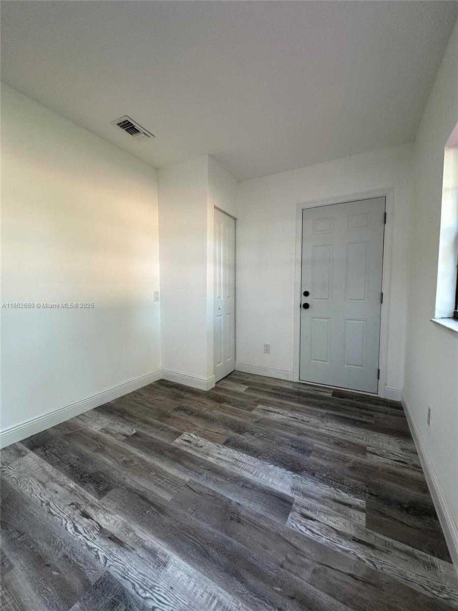 Small Image of 25031 SOUTH WEST 126TH CT, Homestead Number 23