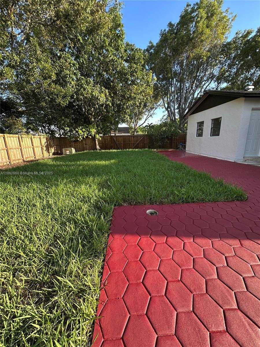 Small Image of 25031 SOUTH WEST 126TH CT, Homestead Number 26