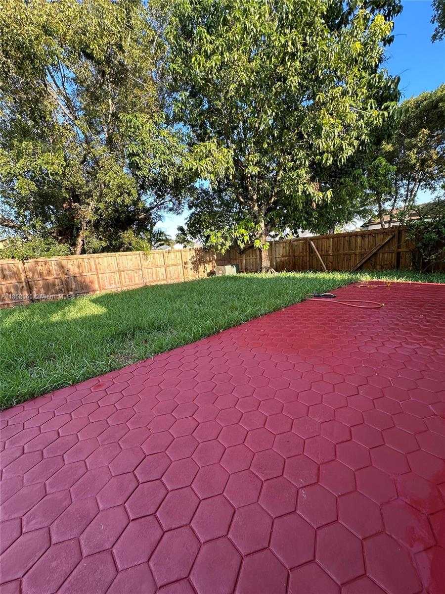Small Image of 25031 SOUTH WEST 126TH CT, Homestead Number 28