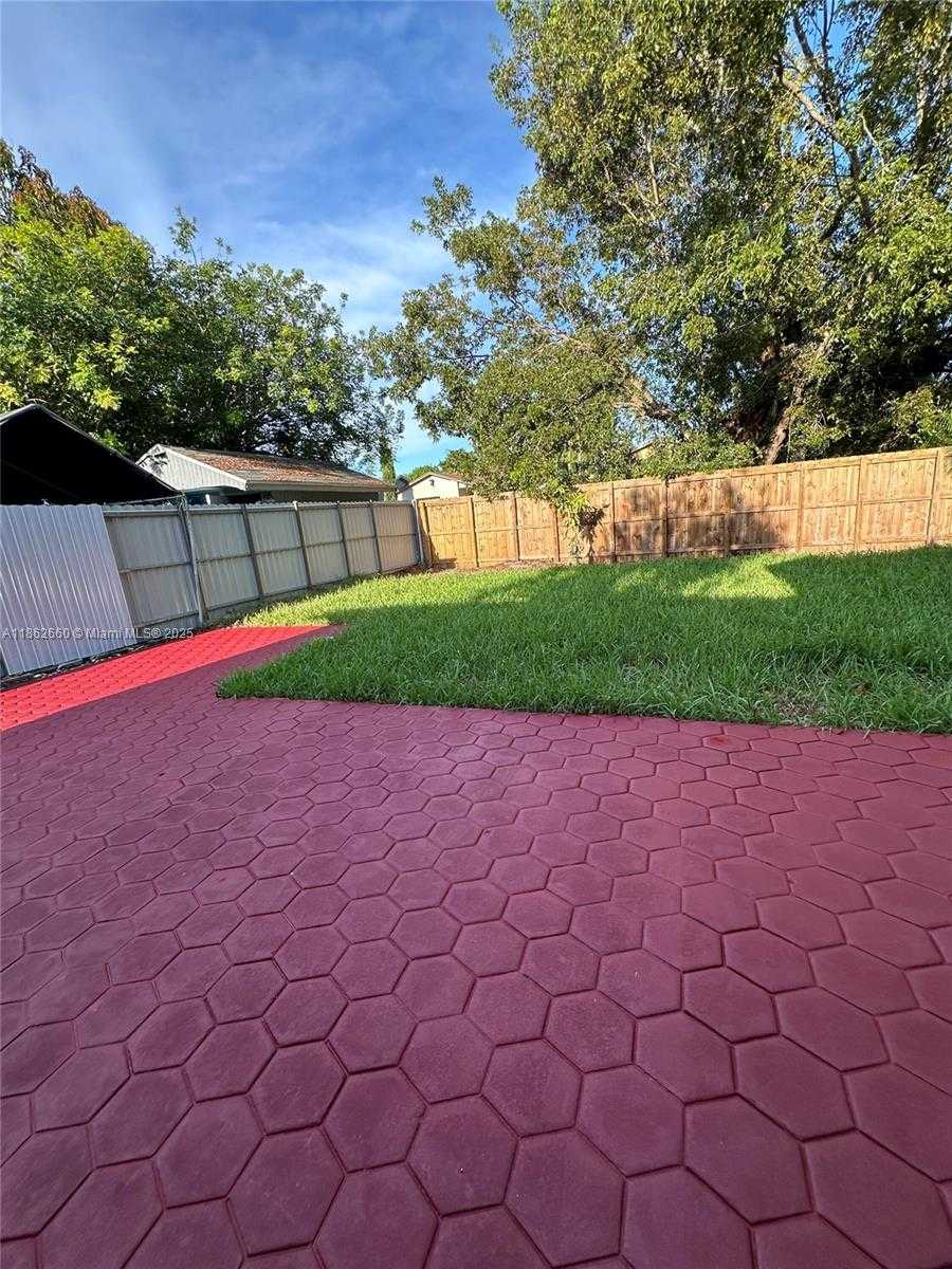 Small Image of 25031 SOUTH WEST 126TH CT, Homestead Number 29