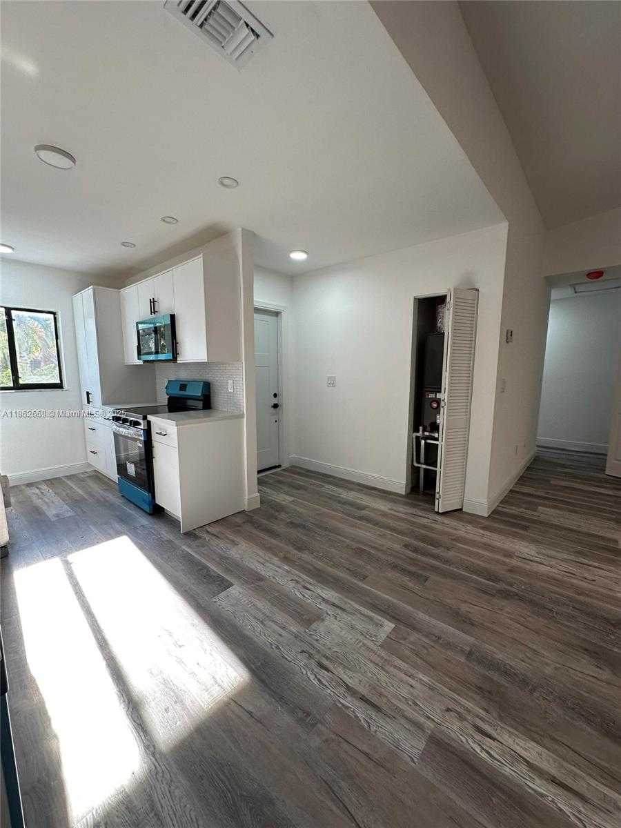 Small Image of 25031 SOUTH WEST 126TH CT, Homestead Number 5