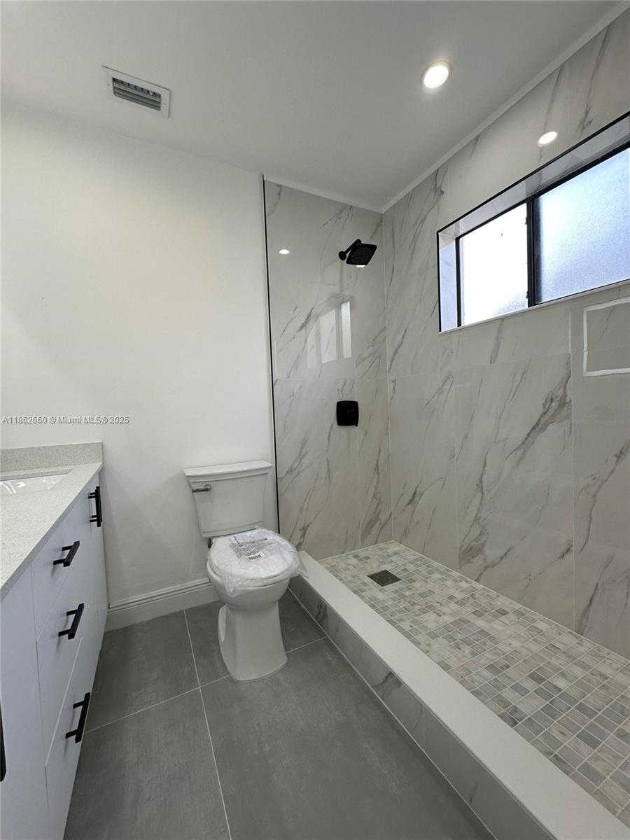 Small Image of 25031 SOUTH WEST 126TH CT, Homestead Number 9