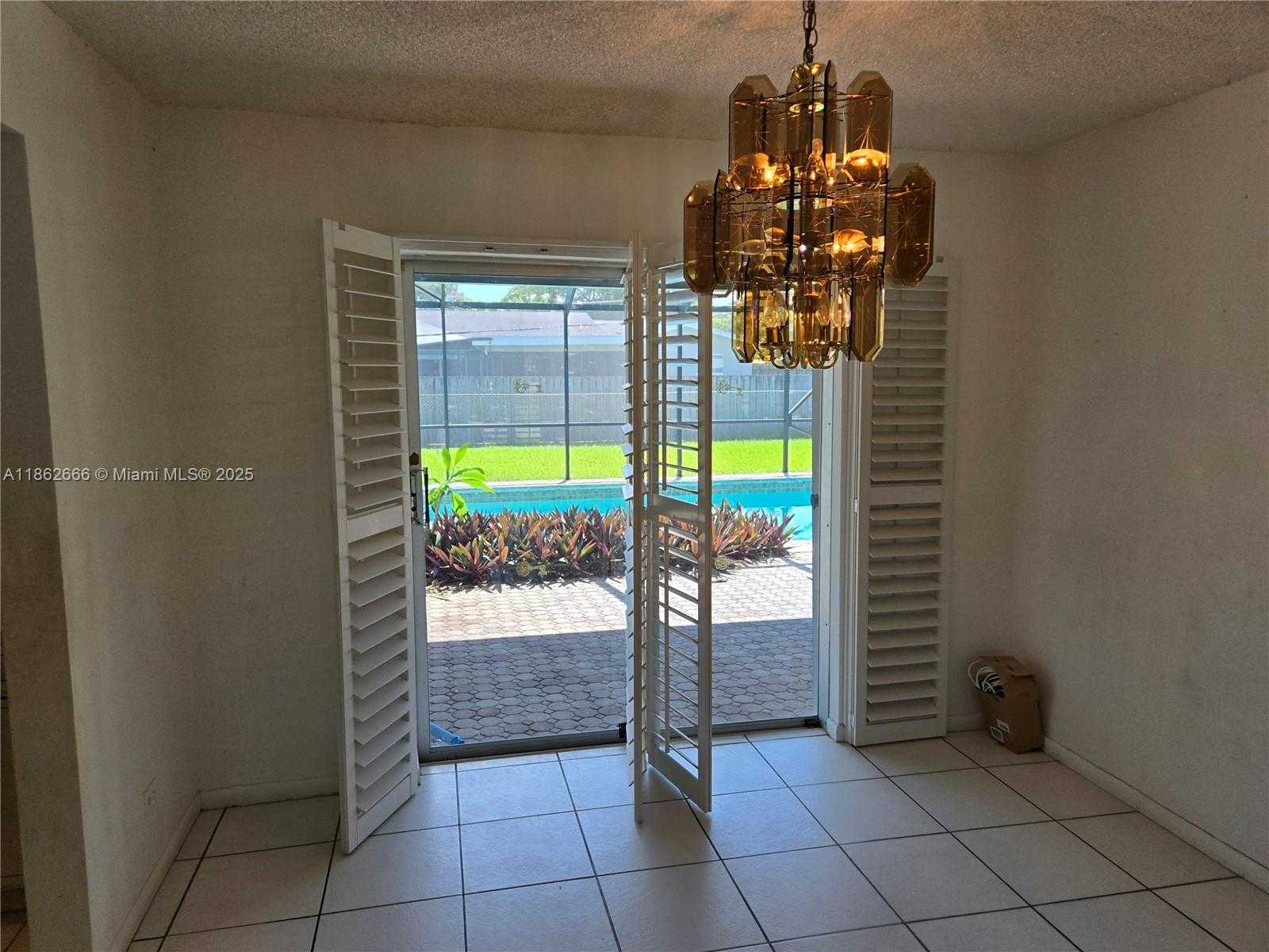 Small Image of 520 NORTH WEST 75TH TER, Plantation Number 17