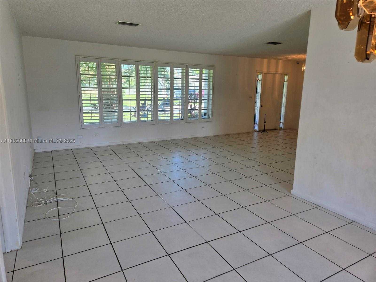 Small Image of 520 NORTH WEST 75TH TER, Plantation Number 18