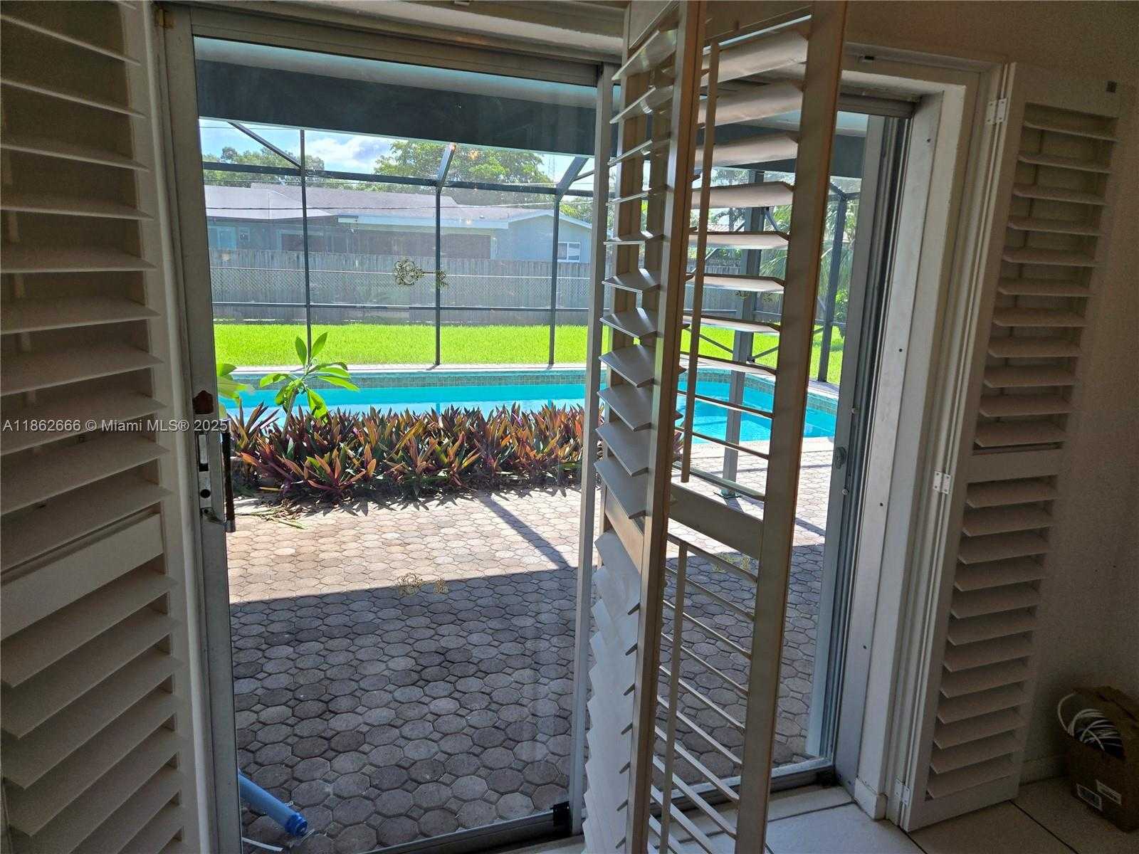 Small Image of 520 NORTH WEST 75TH TER, Plantation Number 20