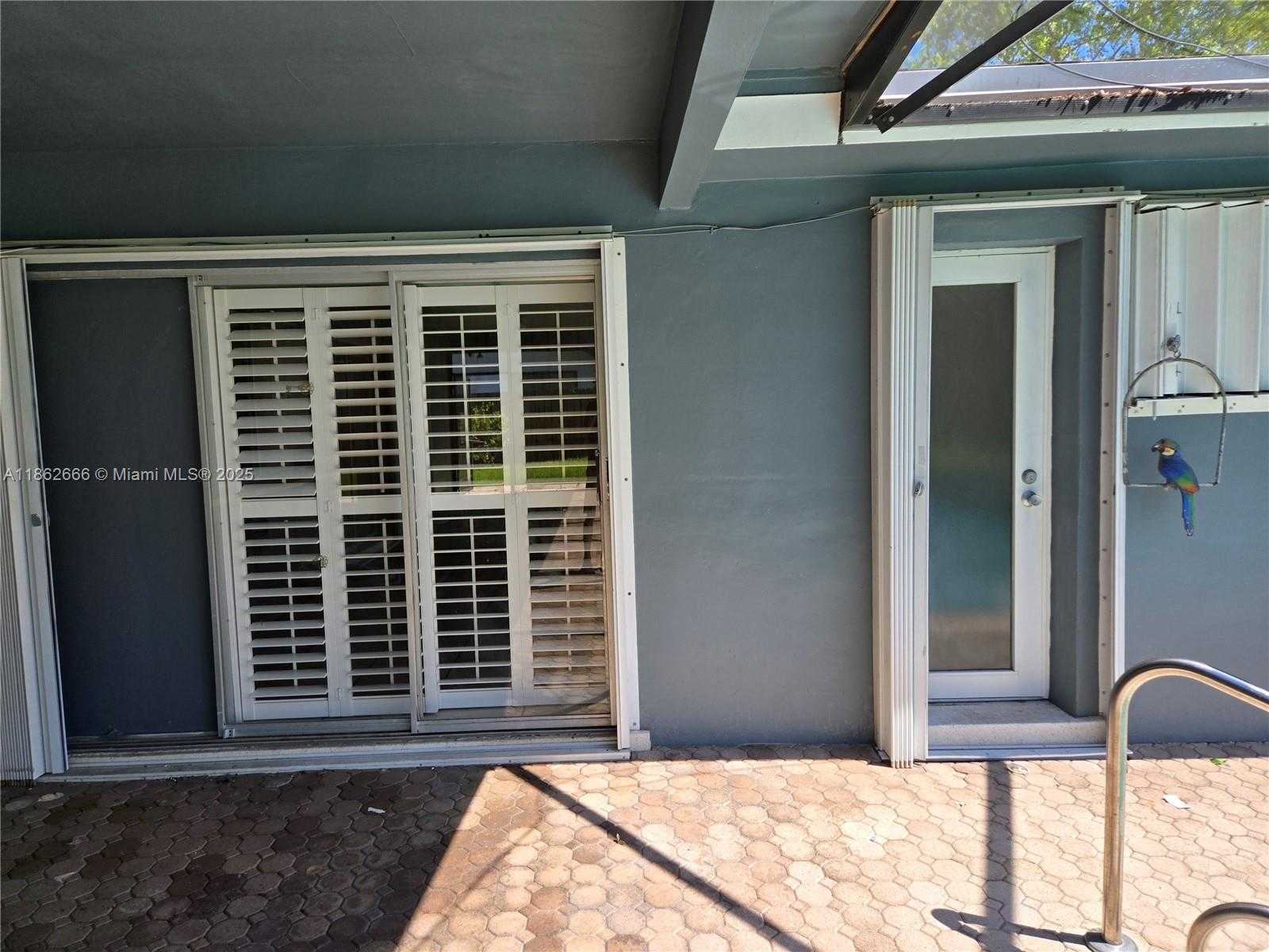 Small Image of 520 NORTH WEST 75TH TER, Plantation Number 31