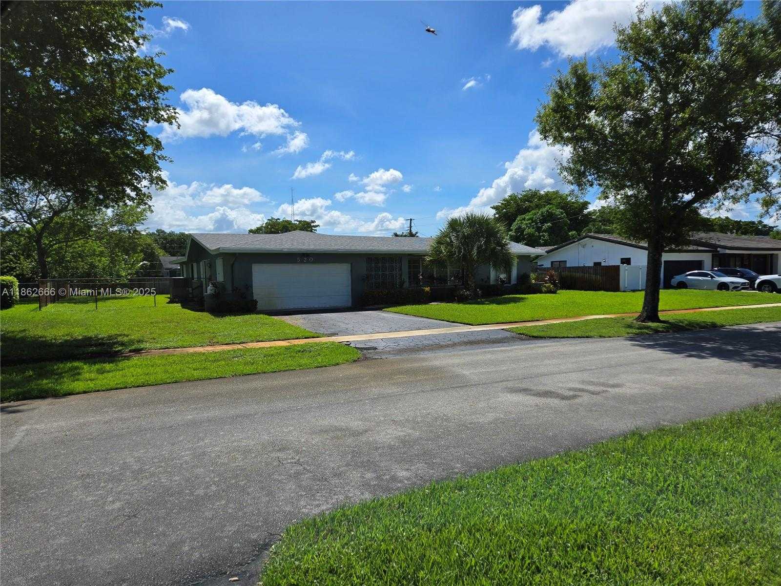 Small Image of 520 NORTH WEST 75TH TER, Plantation Number 4