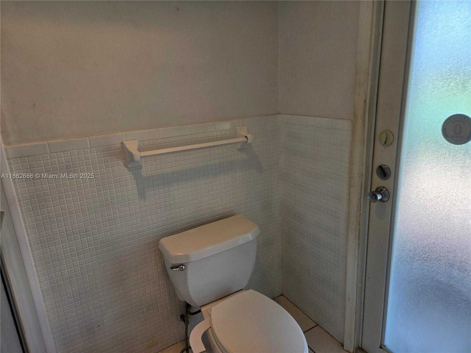 Small Image of 520 NORTH WEST 75TH TER, Plantation Number 55