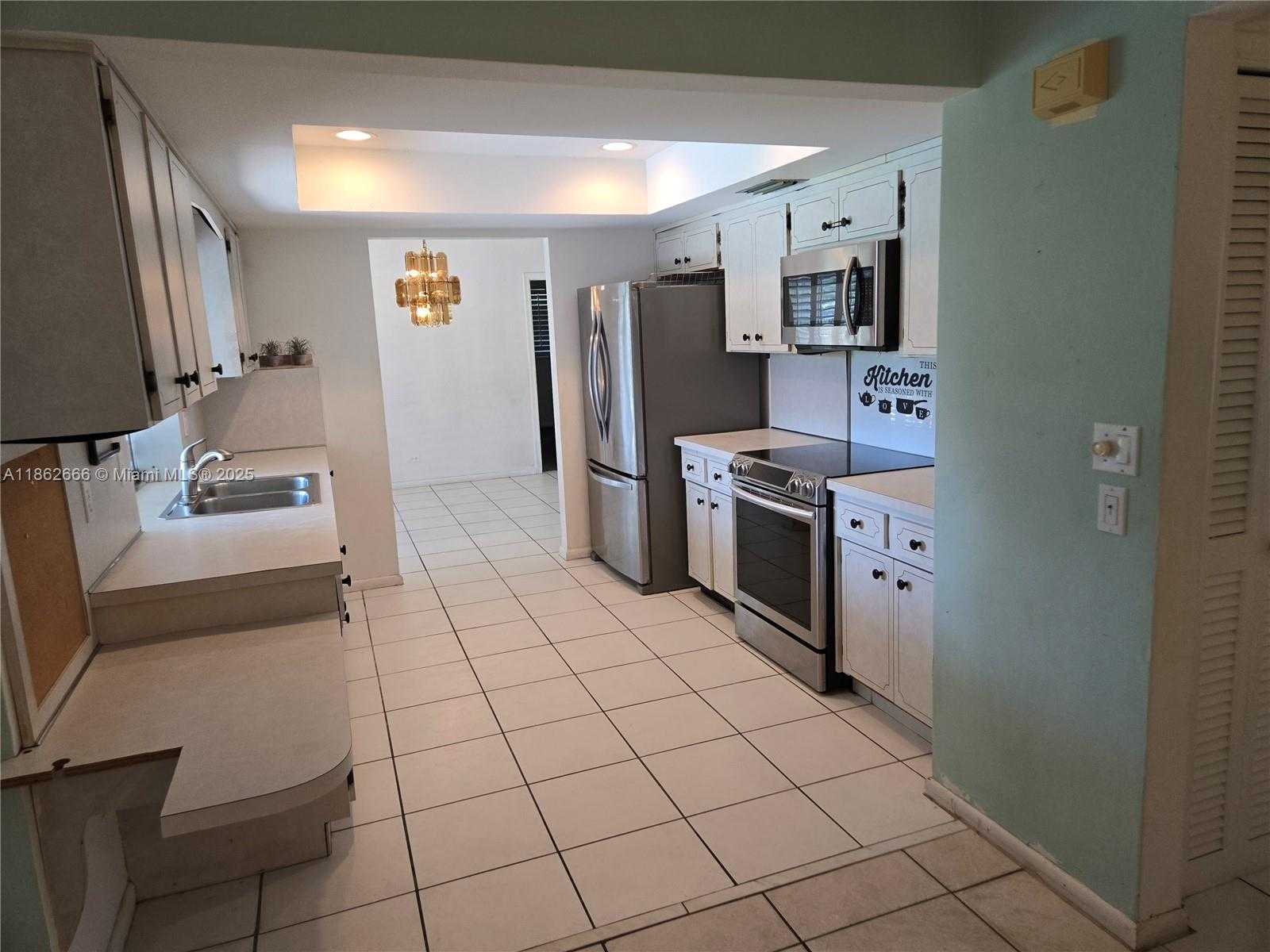 Small Image of 520 NORTH WEST 75TH TER, Plantation Number 60