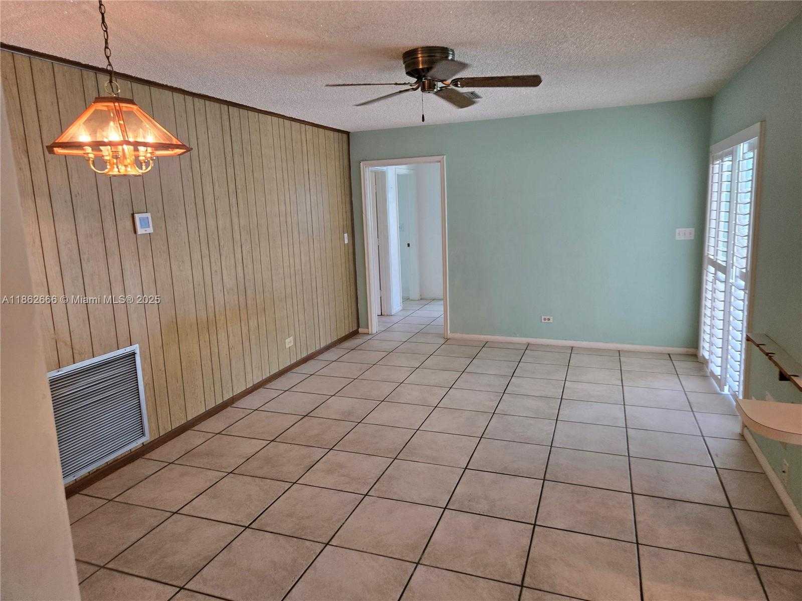 Small Image of 520 NORTH WEST 75TH TER, Plantation Number 66