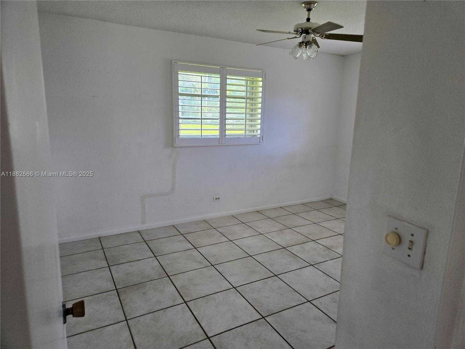 Small Image of 520 NORTH WEST 75TH TER, Plantation Number 79