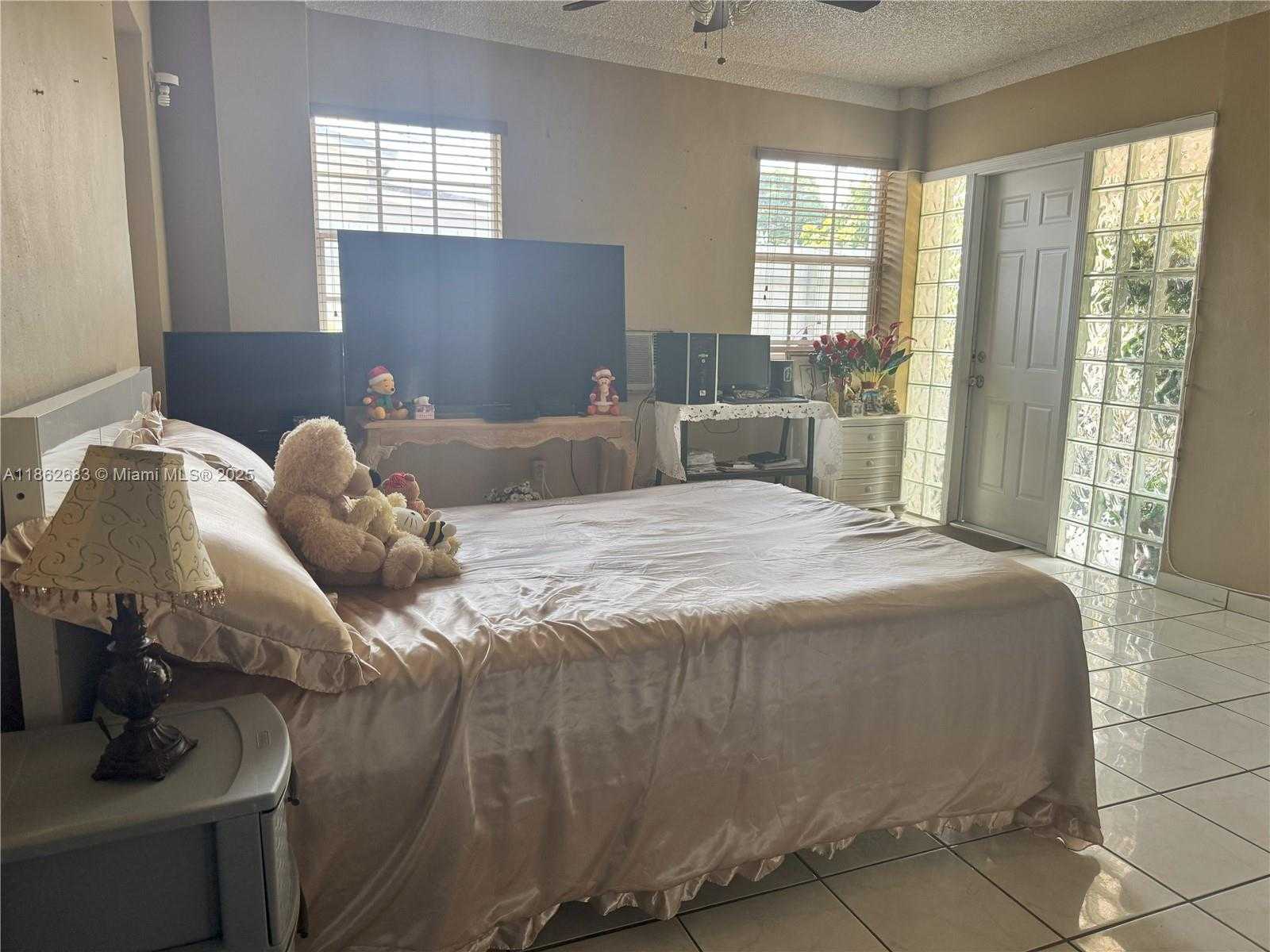 Small Image of 275 EAST 34TH ST, Hialeah Number 13
