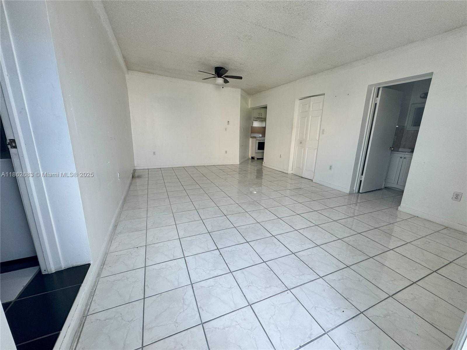 Small Image of 275 EAST 34TH ST, Hialeah Number 18