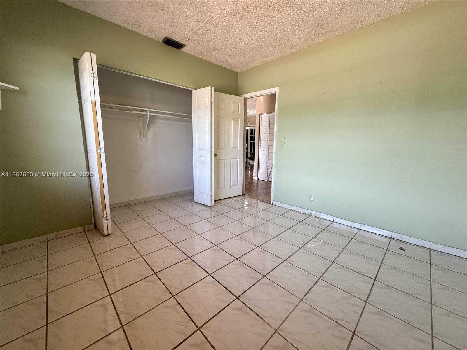 Small Image of 275 EAST 34TH ST, Hialeah Number 8
