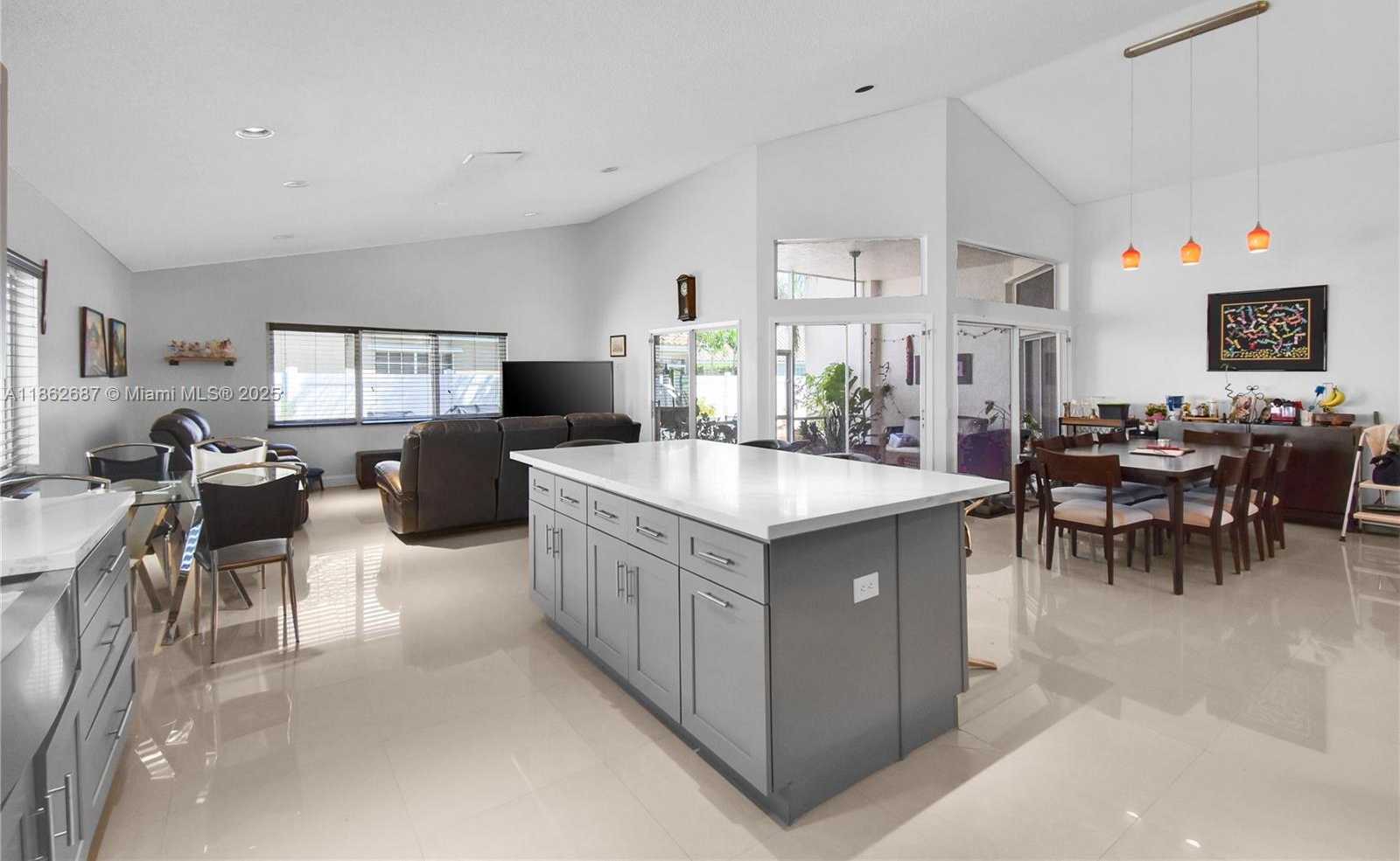 Small Image of 211 CAMERON CT, Weston Number 12