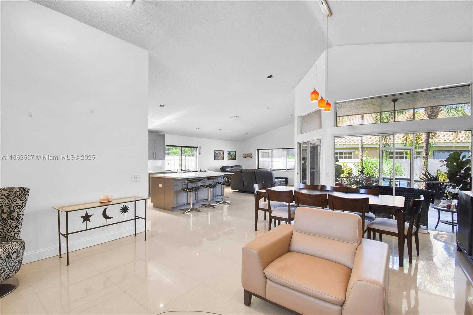 Small Image of 211 CAMERON CT, Weston Number 14