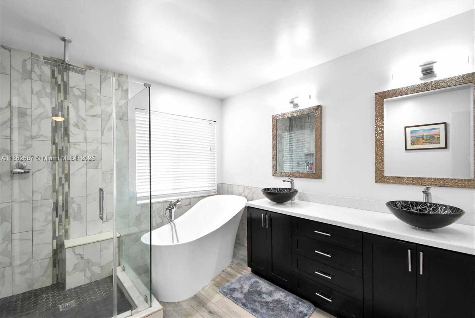 Small Image of 211 CAMERON CT, Weston Number 17
