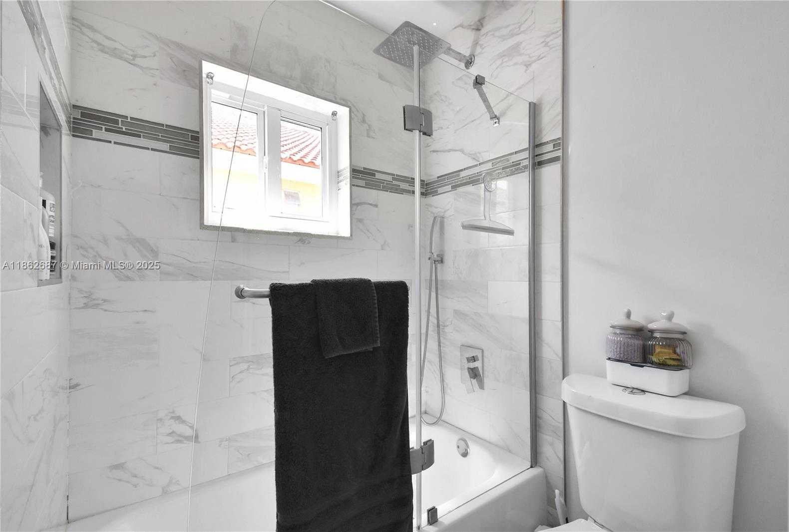 Small Image of 211 CAMERON CT, Weston Number 20