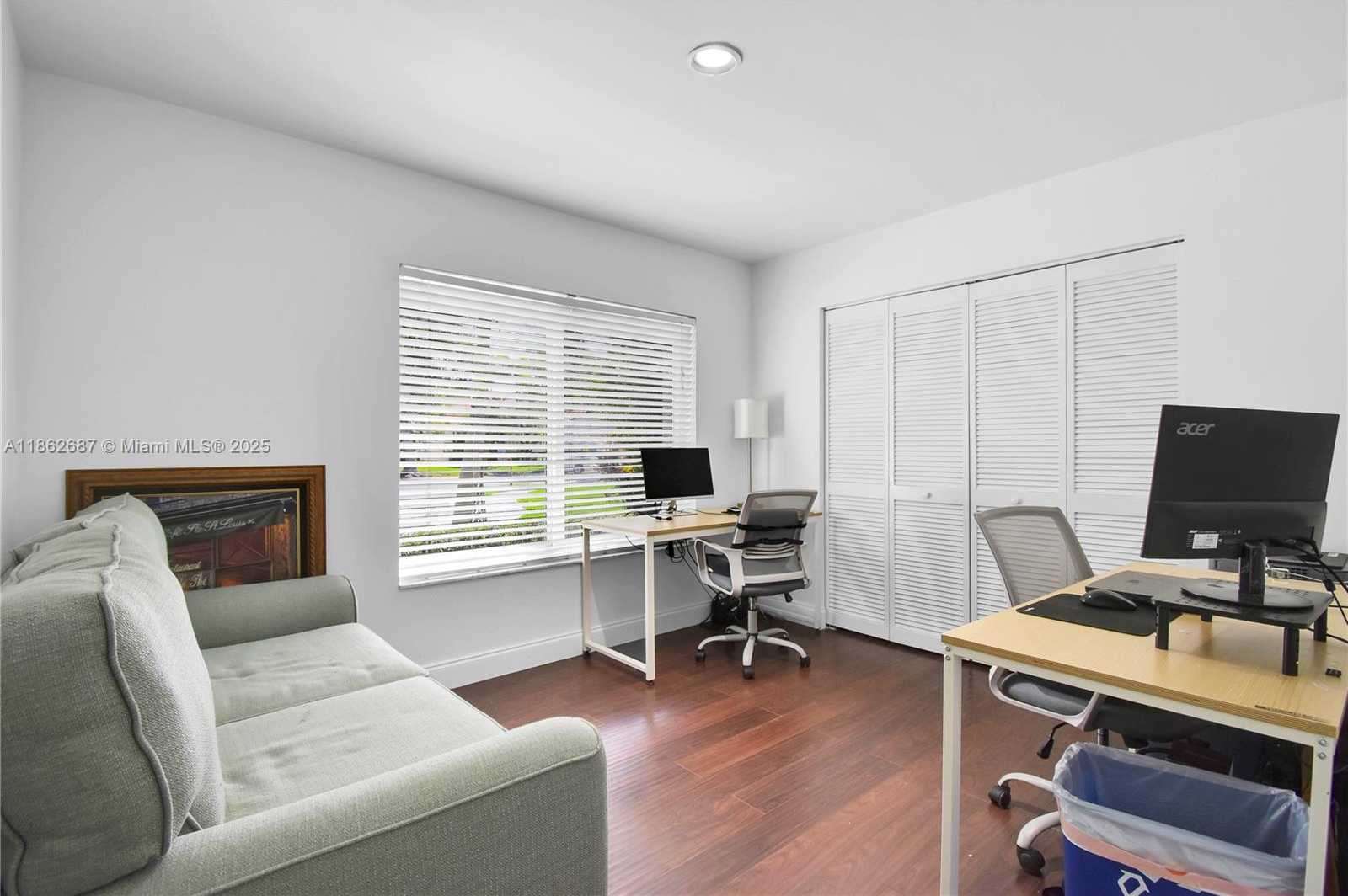 Small Image of 211 CAMERON CT, Weston Number 23