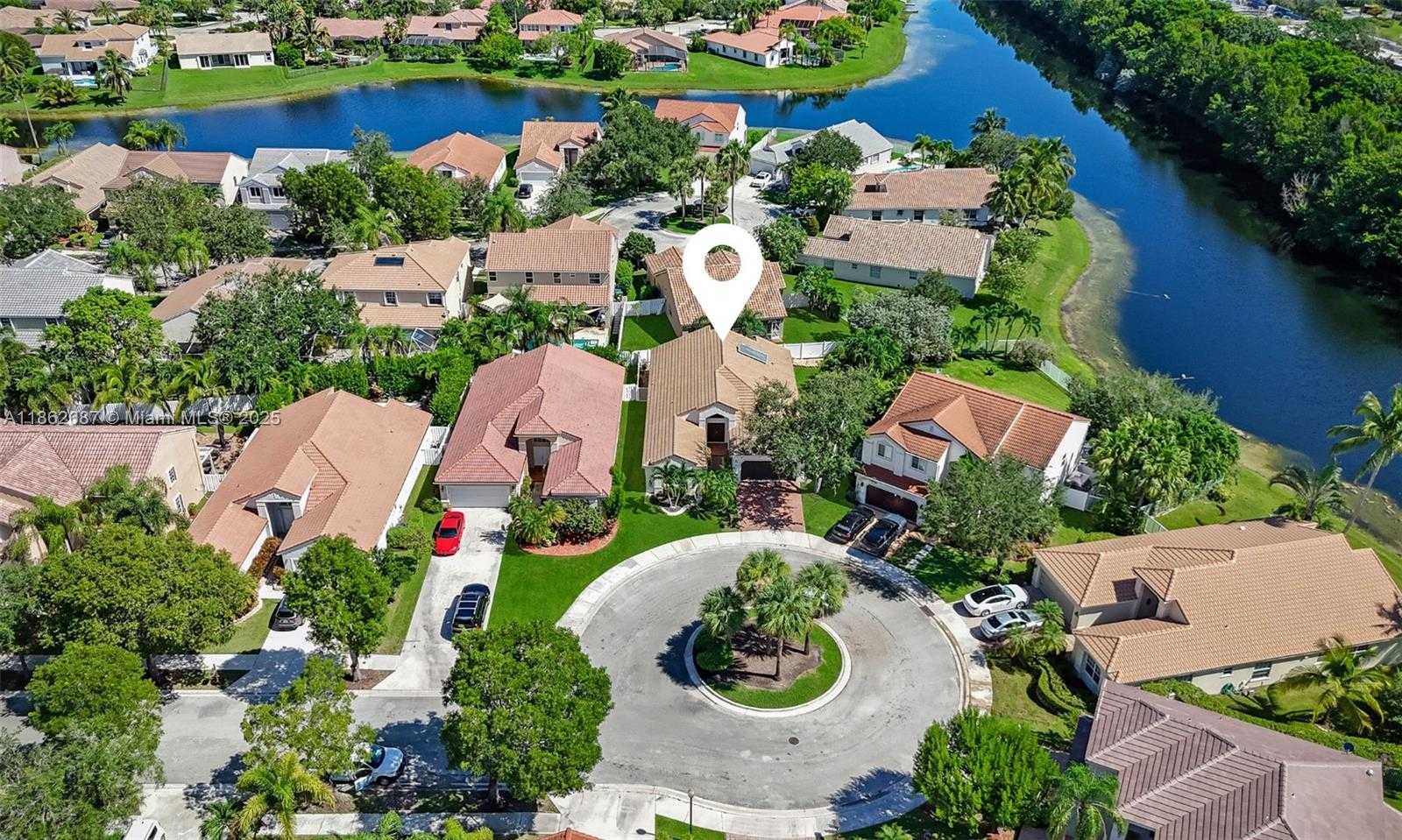 Small Image of 211 CAMERON CT, Weston Number 27