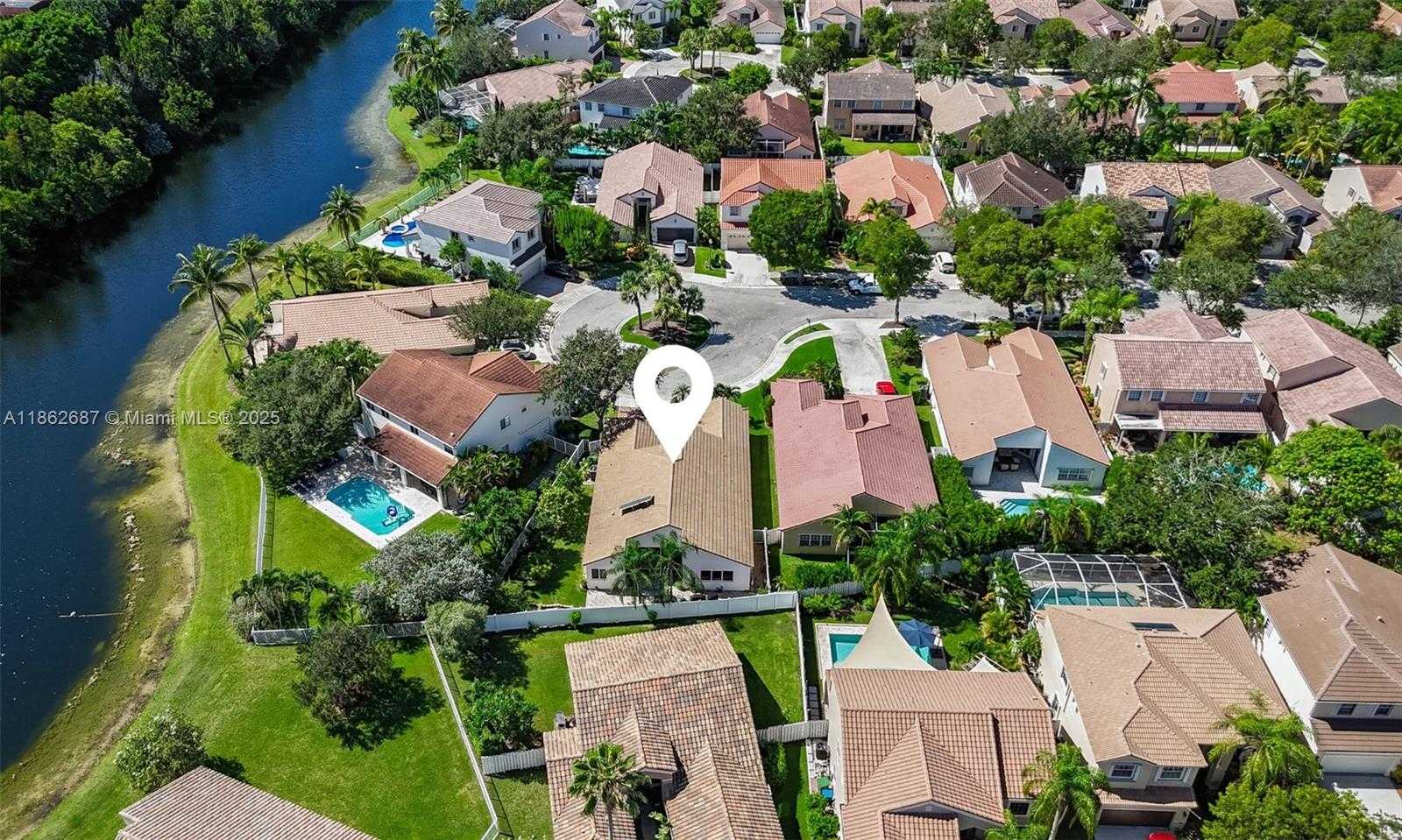 Small Image of 211 CAMERON CT, Weston Number 28