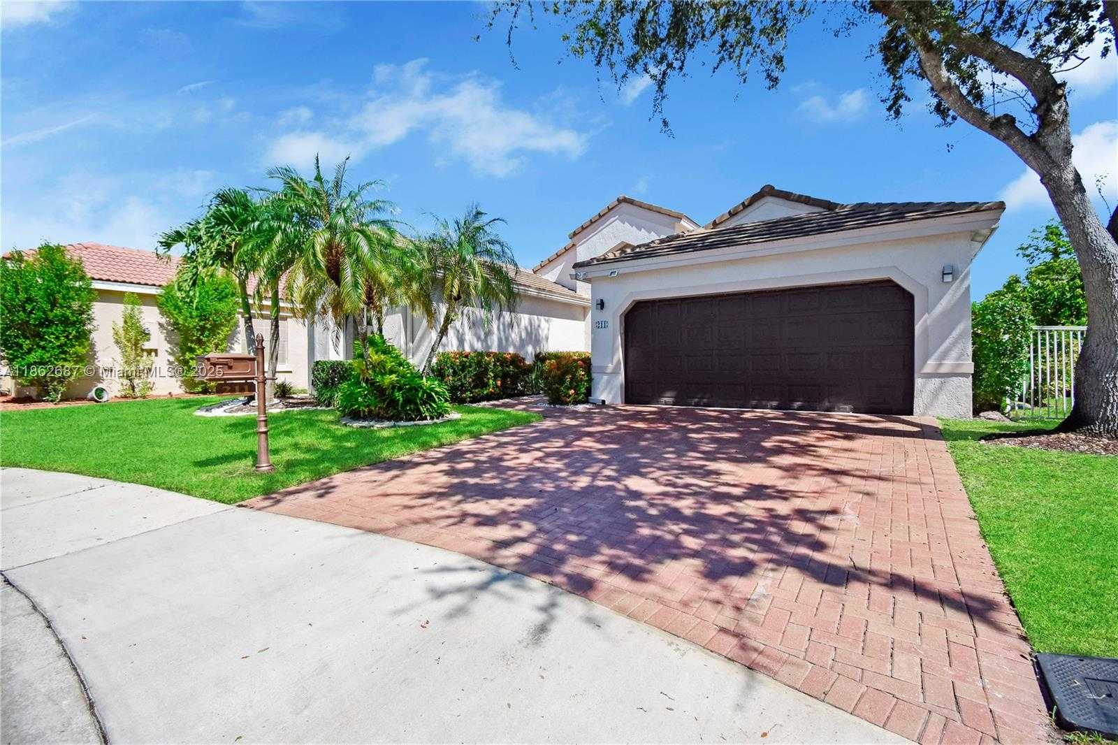 Small Image of 211 CAMERON CT, Weston Number 30