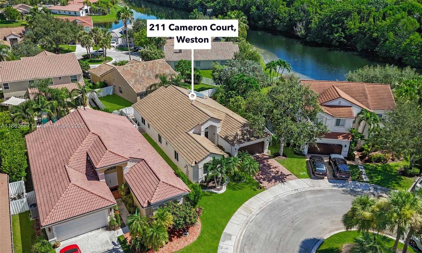 Small Image of 211 CAMERON CT, Weston Number 32
